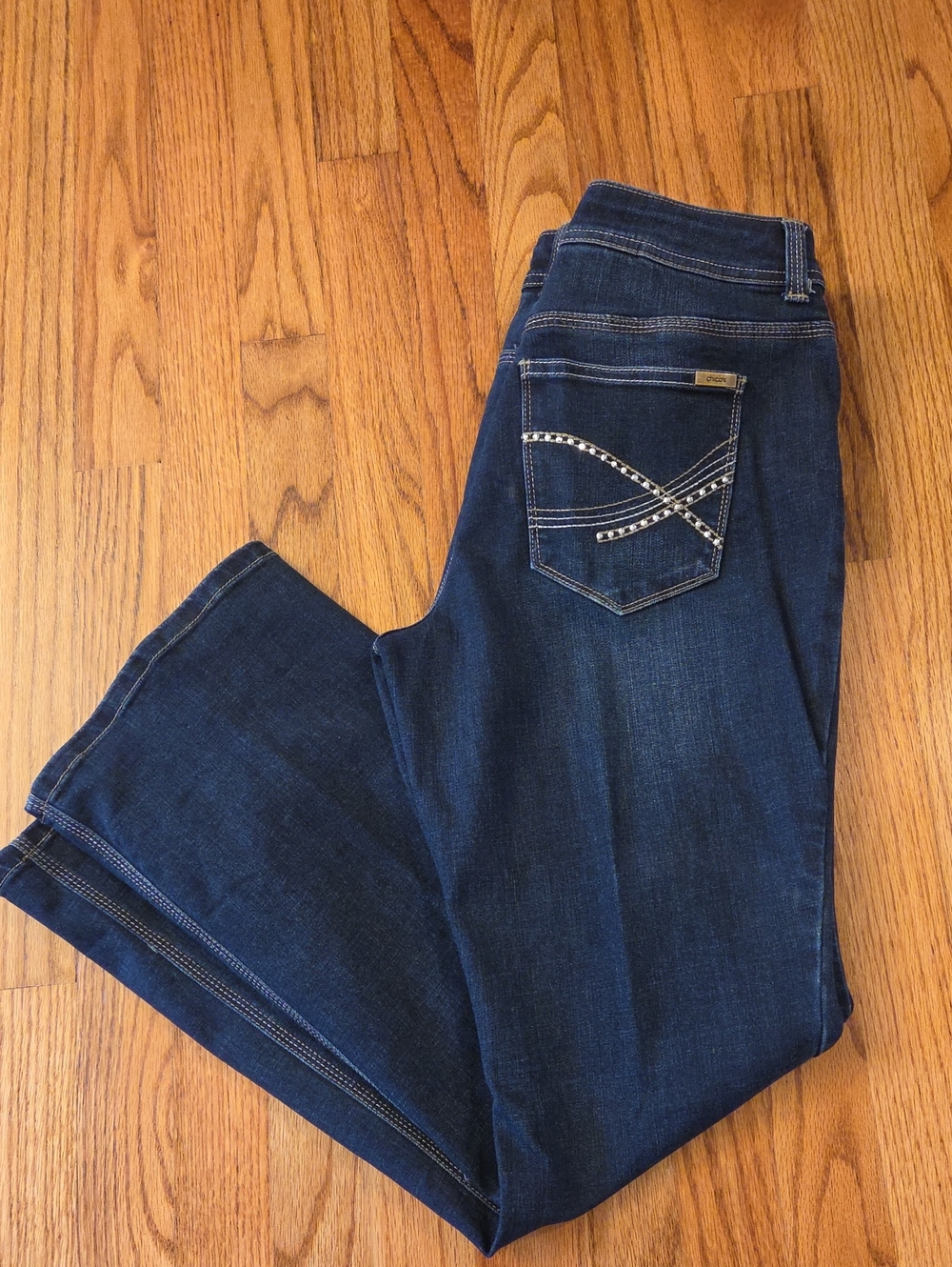 Chico's Dark Blue Bootcut Jeans w/ Grommet-Trim Back Pockets - Chico's .5 Short